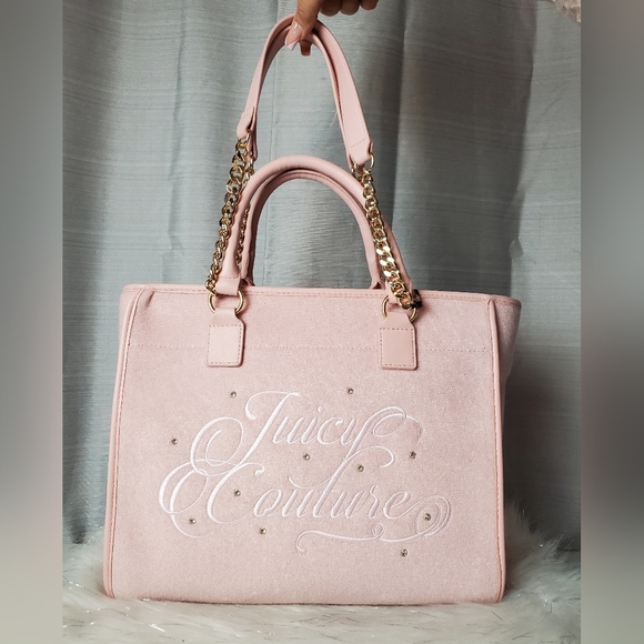 Juicy Couture Handbags - JUICY COUTURE pink diamond beach couture tote bag